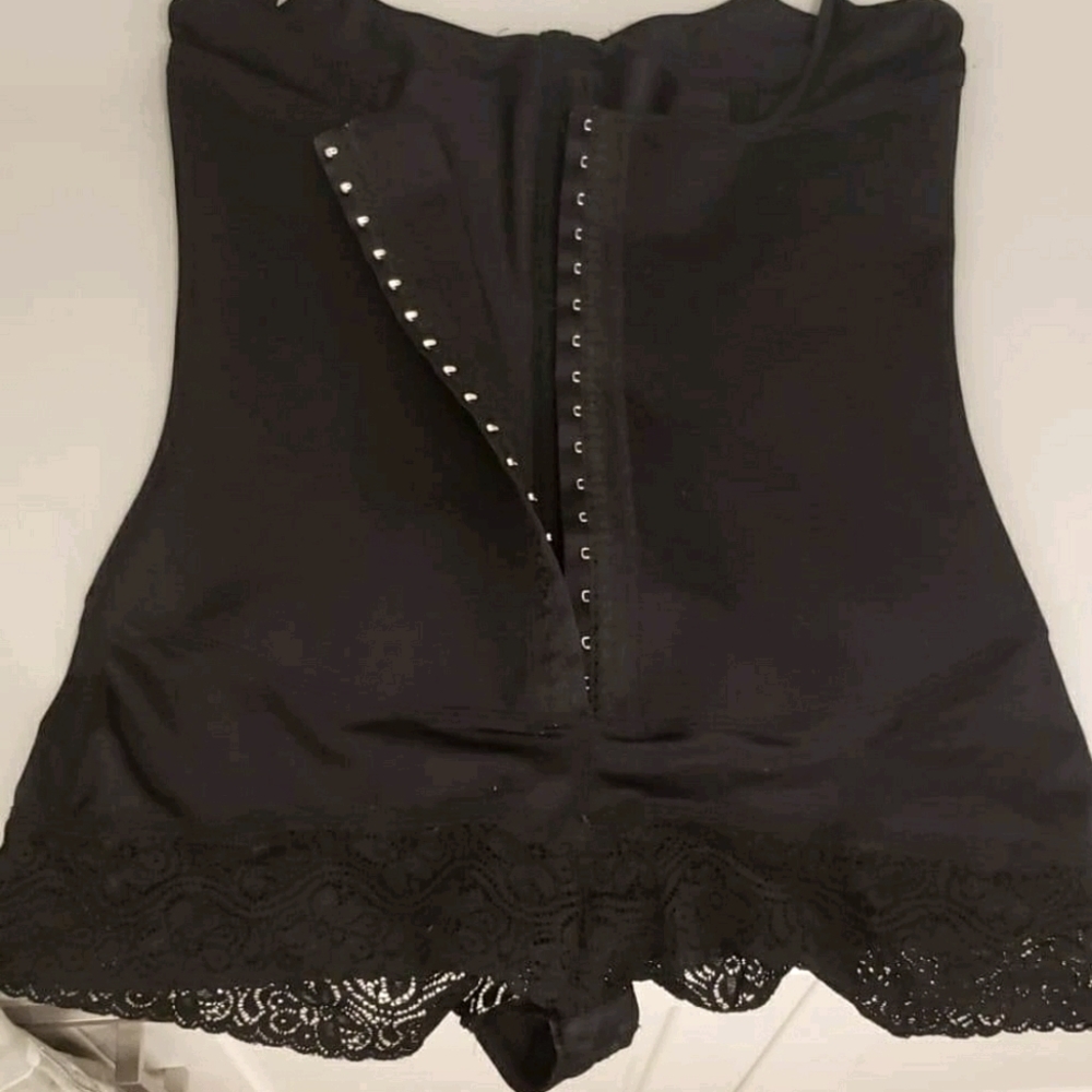 Waist Trainer